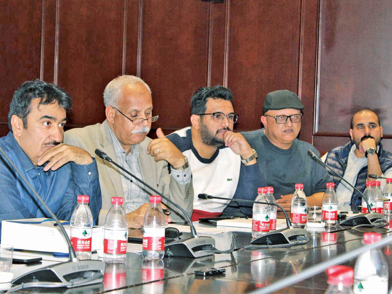 الوفد الإعلامي الكويتي خلال اللقاء