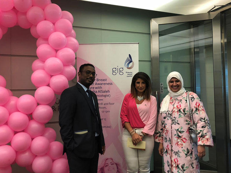 د. أيمن محمد مع د. نهى الصالح ودانة نعمان