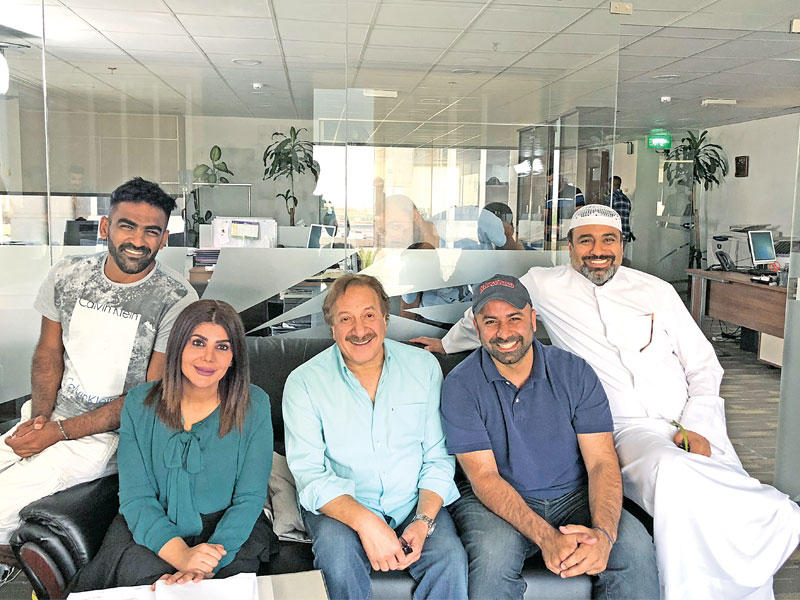 إلهام الفضالة تتوسط نجوم «روتين»