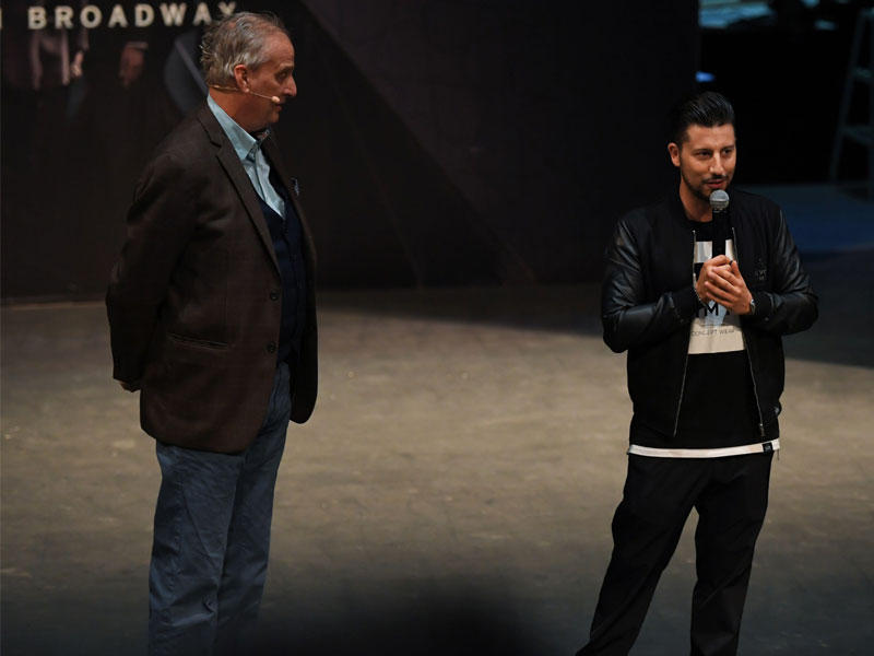 جانب من الأمسية 