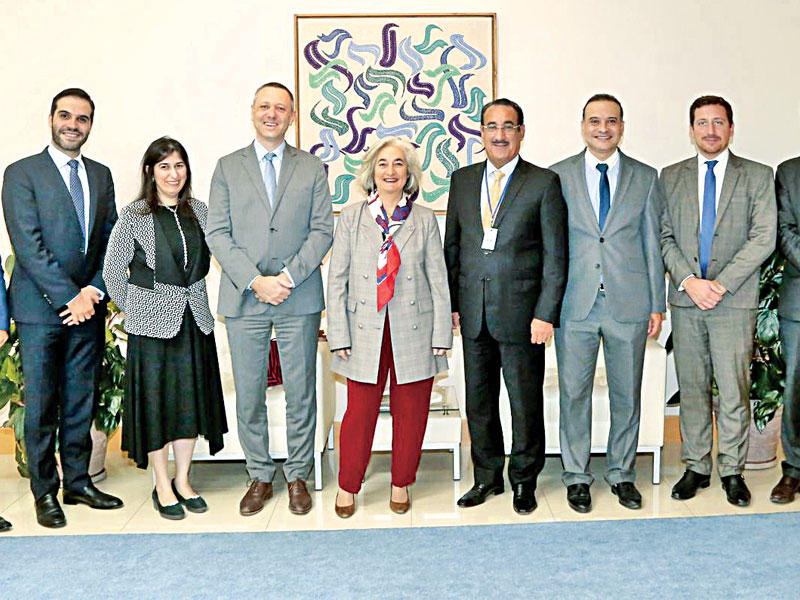 الدويري والسفيرة الفرنسية عقب توقيع مذكرة التفاهم