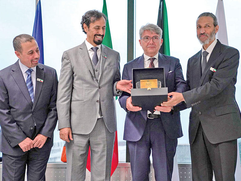 جانب من تدشين خط ميلانو