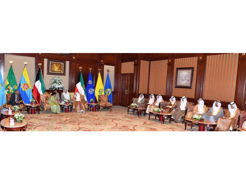 الأمير مستقبلاً وزيرة الشؤون الخارجية الهندية أمس