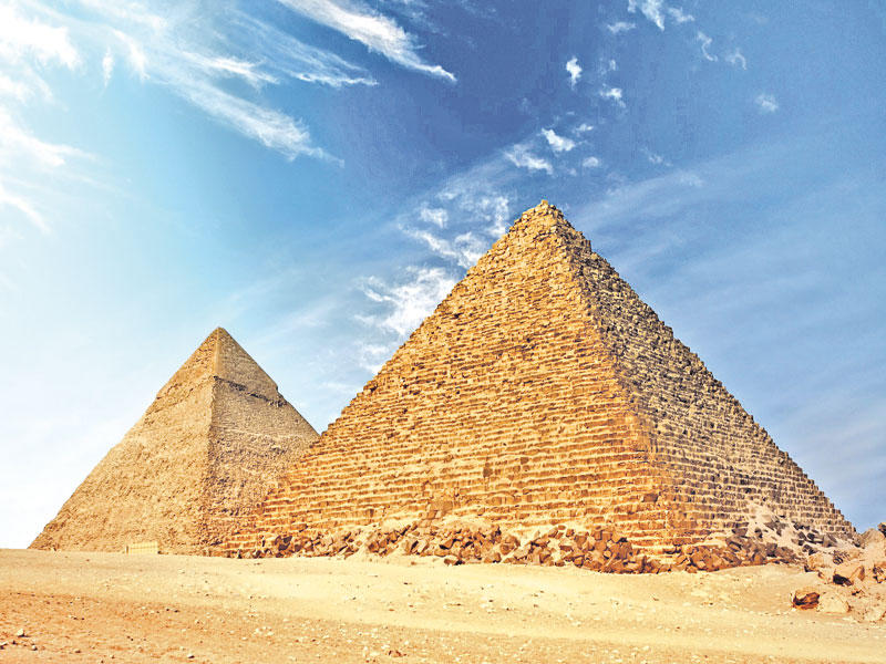  أهرامات الجيزةn