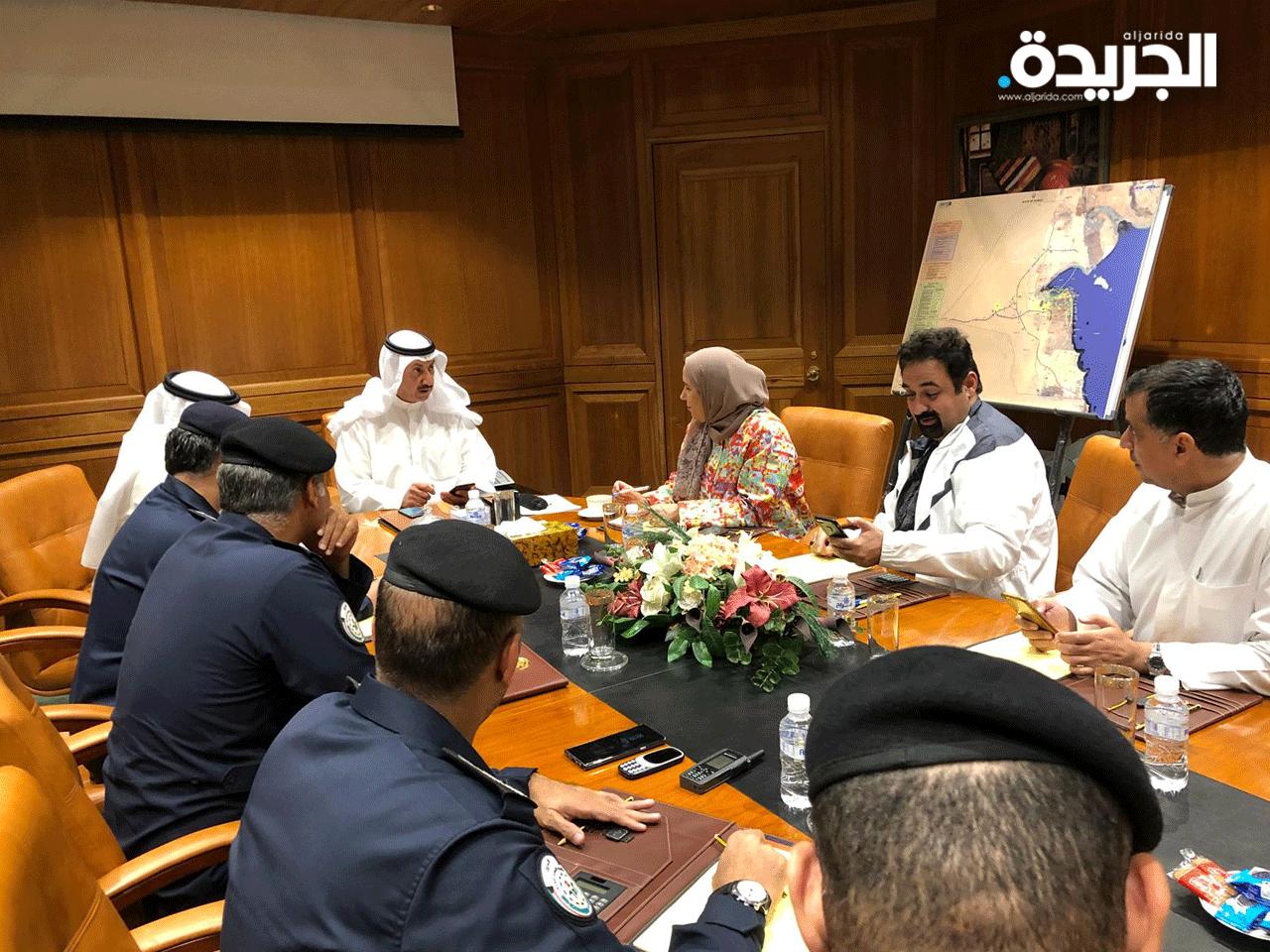 الوزير الرومي أثناء الإجتماع