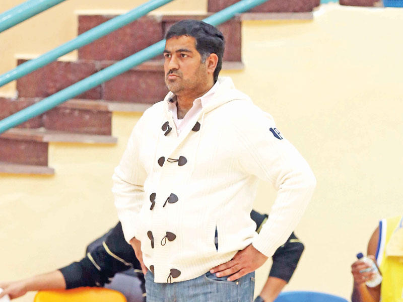 وليد الهندي المدير الفني لسلة الساحل