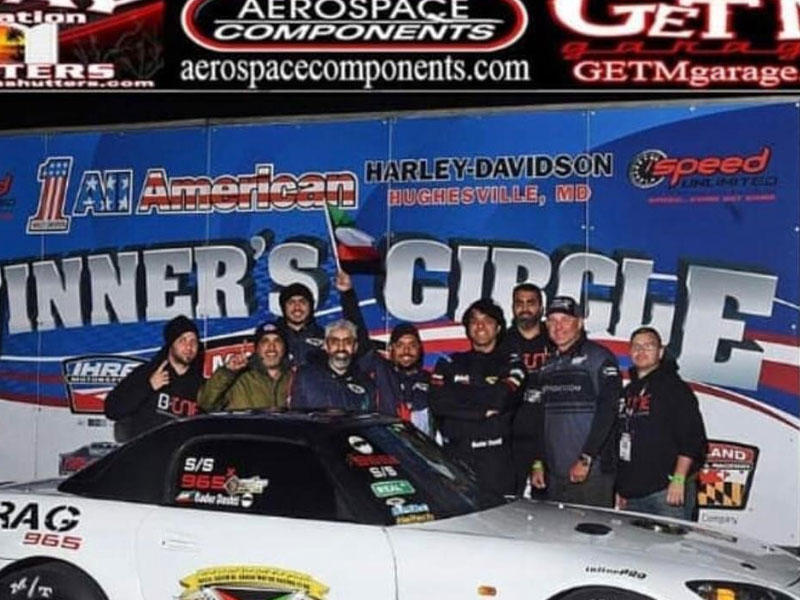 المتسابق الكويتي بدر دشتي يحصل على المركز الثالث عالترتيب العام في بطولة العالم لسباقات (دراغ ريس) للسيارات