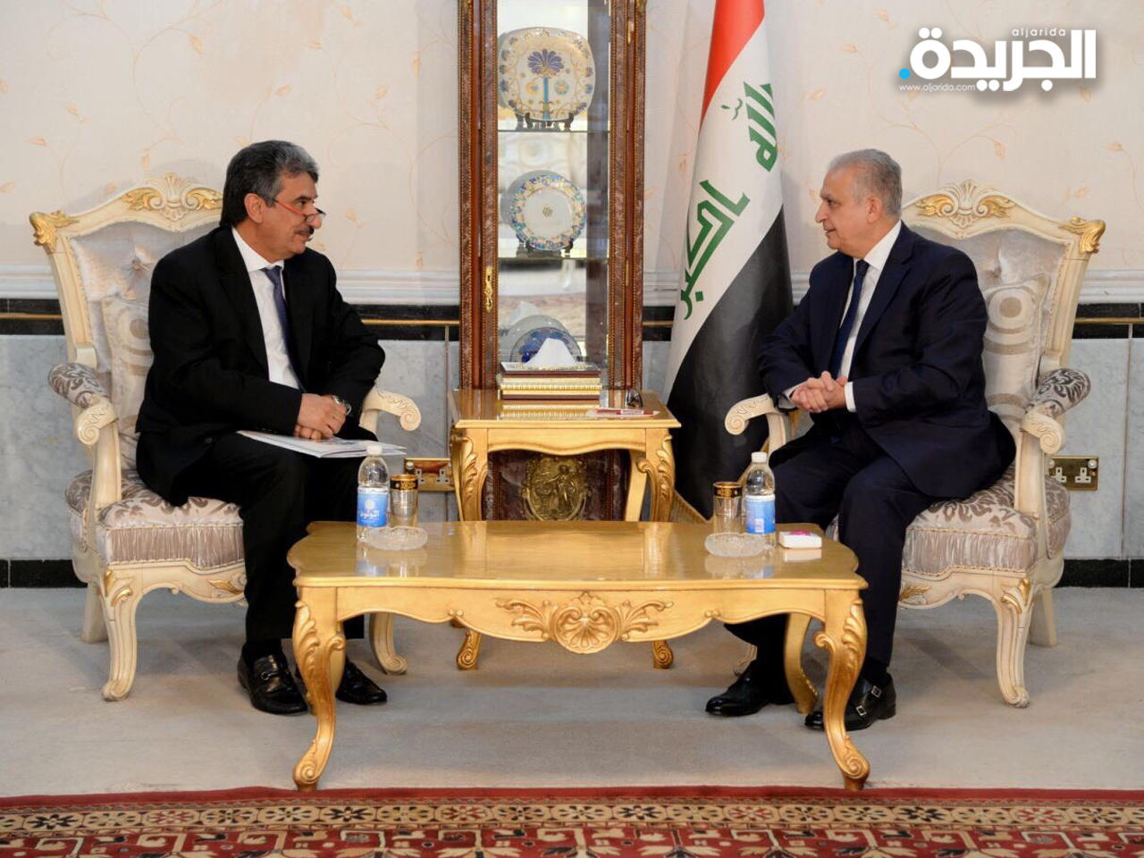 وزير الخارجية العراقي محمد الحكيم يلتقي سفير الكويت المعتمد لدى العراق سالم الزمانان