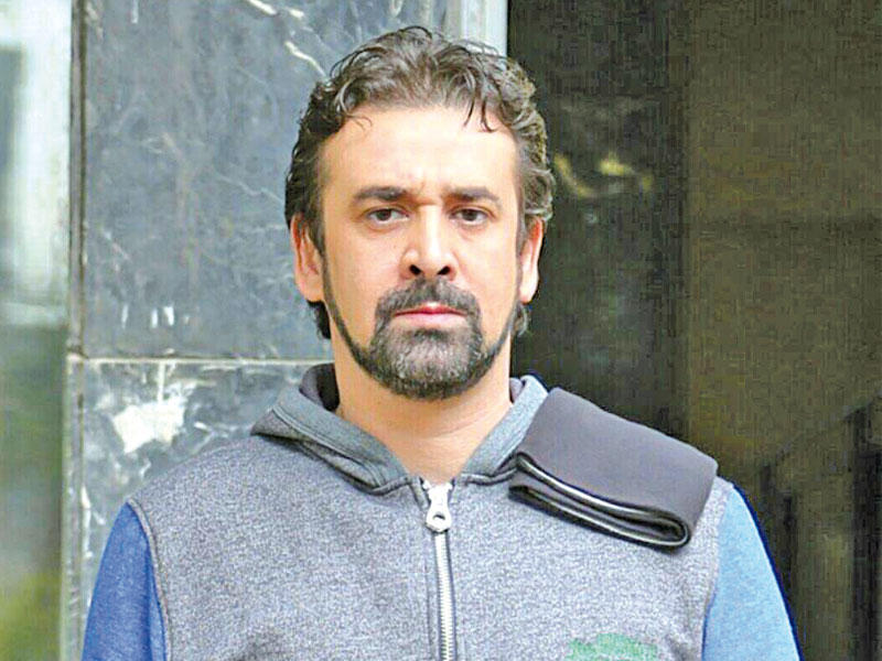 كريم عبدالعزيز