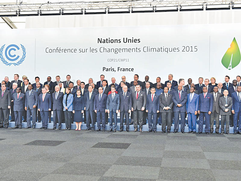 زعماء الدول المشاركة في اتفاقية باريس حول تغير المناخ عام 2015