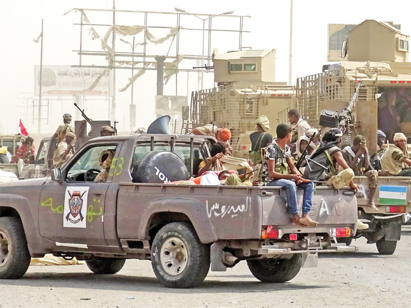 قوات موالية للحكومة اليمنية في الحديدة أمس الأولt(إي بي أيه)