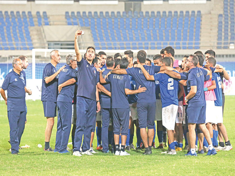 المنتخب الأولمبي في الدورة الاخيرة بالكويت