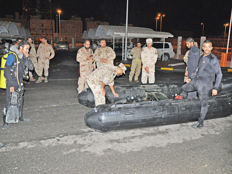 جانب من اعمال «الجيش» لمواجهة اضرار الامطار