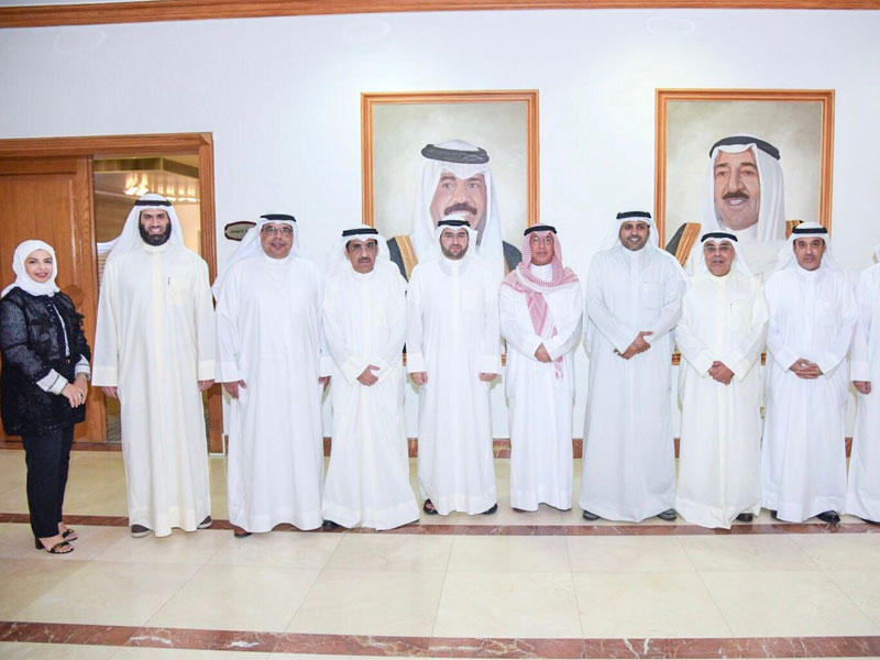 الجبري يتوسط أعضاء مجلس إدارة الهيئة العامة للرياضة