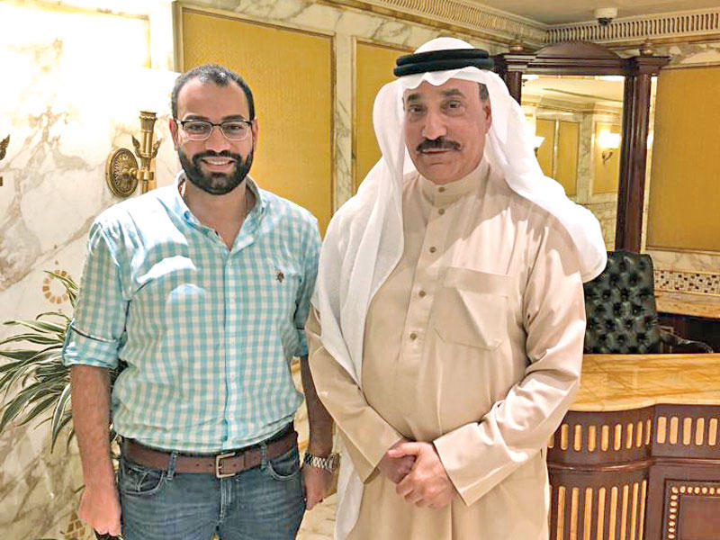 وزير العمل البحريني والزميل جورج عاطف