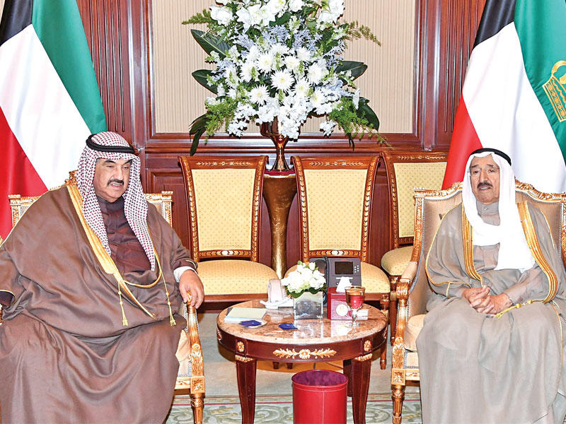 صاحب السمو مستقبلاً ناصر المحمد أمس 