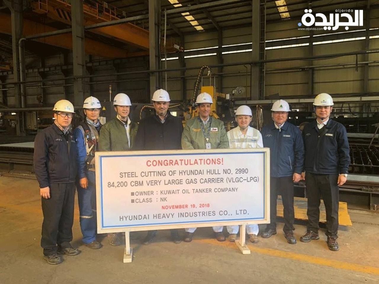 عمال شركة هيونداي الكورية يبدأون مرحلة تنفيذ المشروع