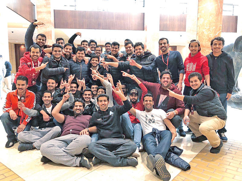 صورة جماعية لأعضاء قائمة الوحدة الطلابية