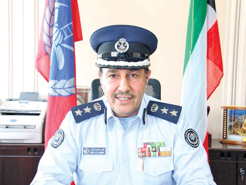 مدير إدارة العلاقات العامة والإعلام بالإدارة العامة للإطفاء العميد خليل الأمير