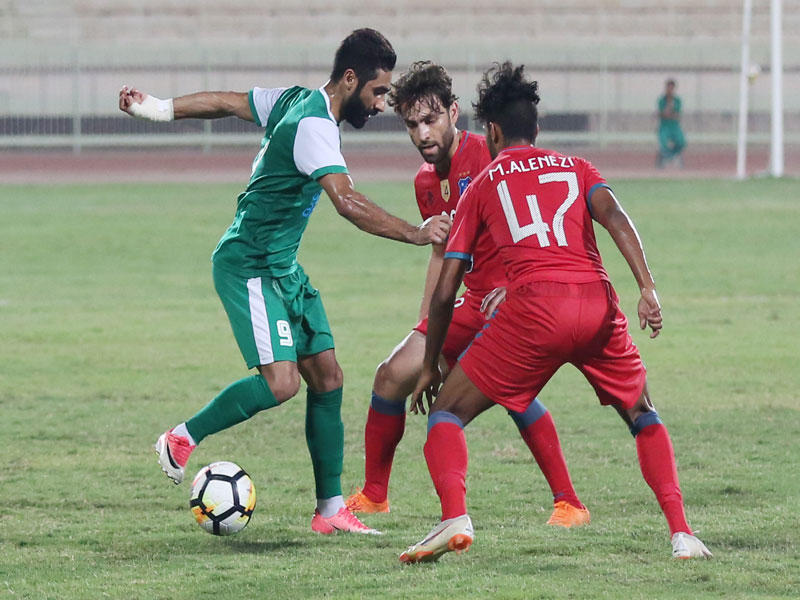 جانب من لقاء العربي والكويت الأخير في الدوري