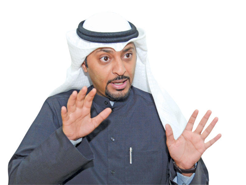  عبدالرحمن الغانم رئيس نقابة العاملين في المؤسسة العامة للرعاية السكنية