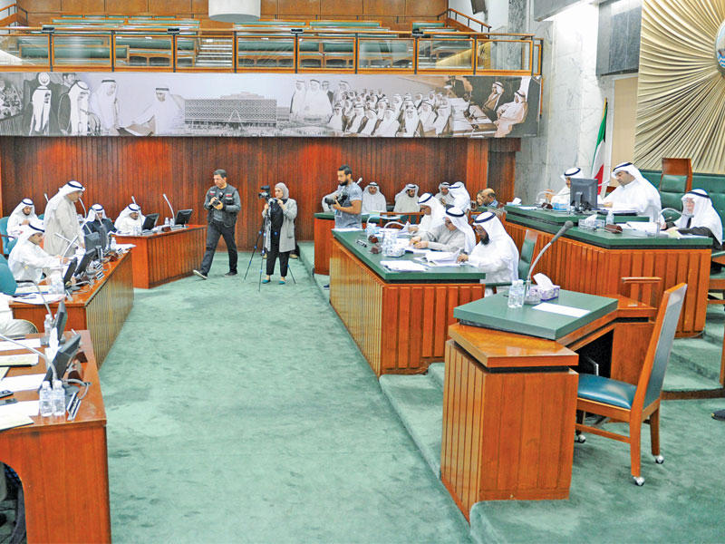 جانب من جلسة المجلس البلدي