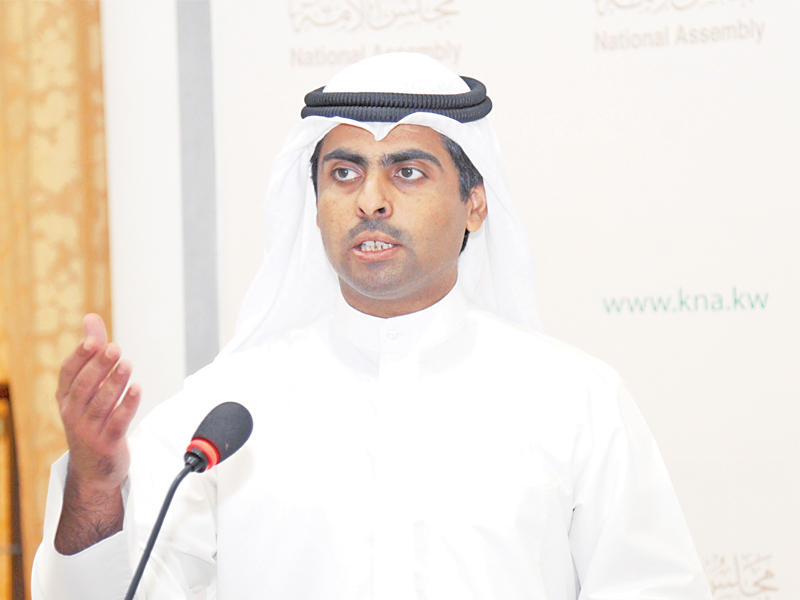 النائب رياض العدساني 