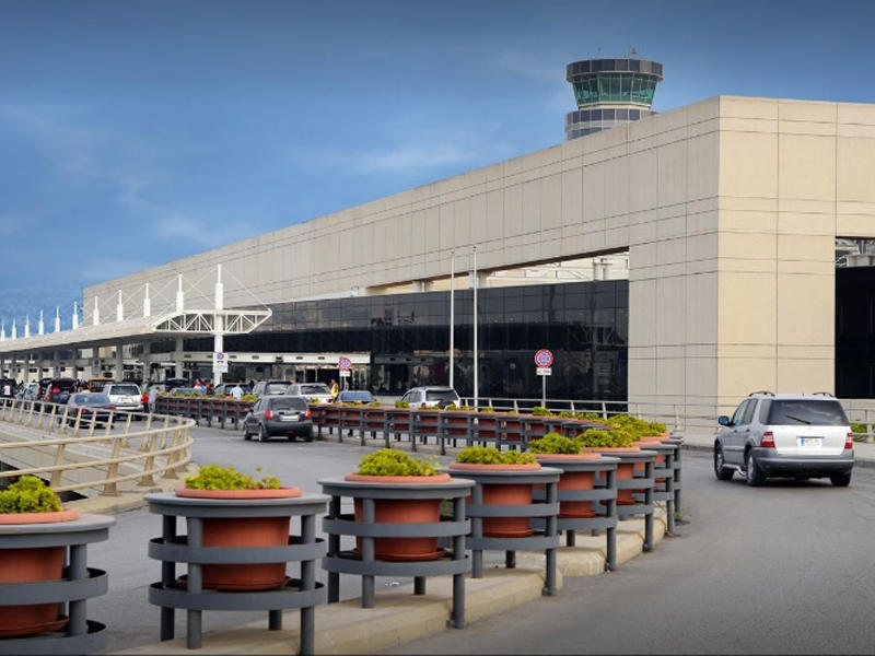 مبنى مطار رفيق الحريري الدولي 