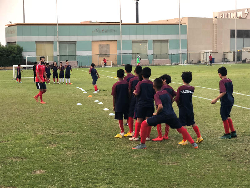 من تدريبات قطاع الأشبال في نادي الكويت