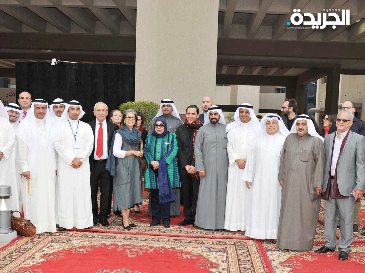  افتتاح المعرض المصاحب للمؤتمر الدولي «النخب في العصور الوسطى بين الشرق والغرب»