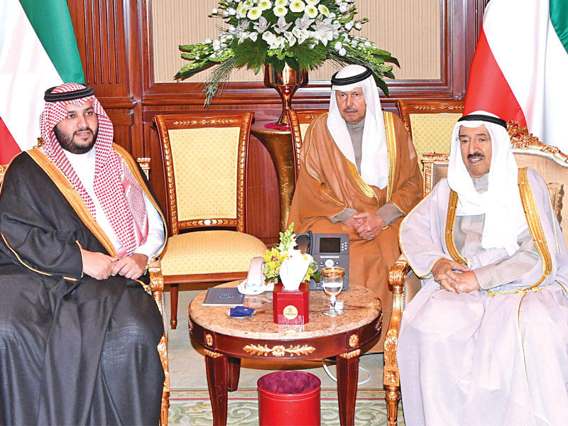 صاحب السمو مستقبلاً الأمير تركي بن محمد أمس