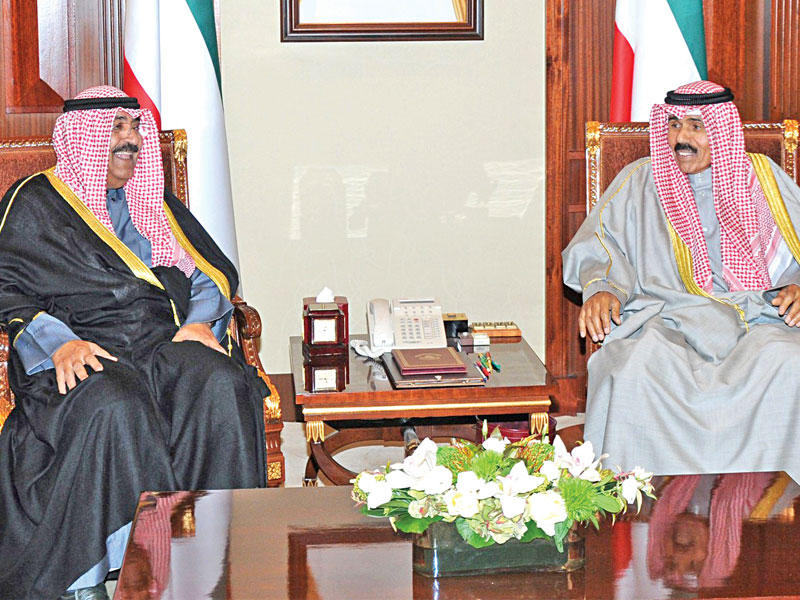 ولي العهد مستقبلاً مشعل الأحمد أمس