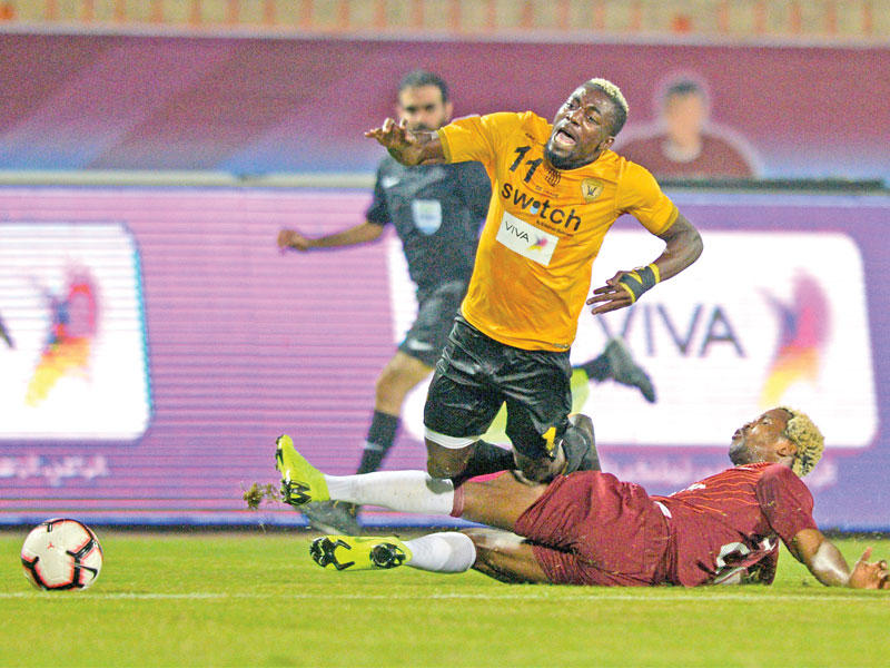 تدخل قوي (تصوير نوفل إبراهيم)