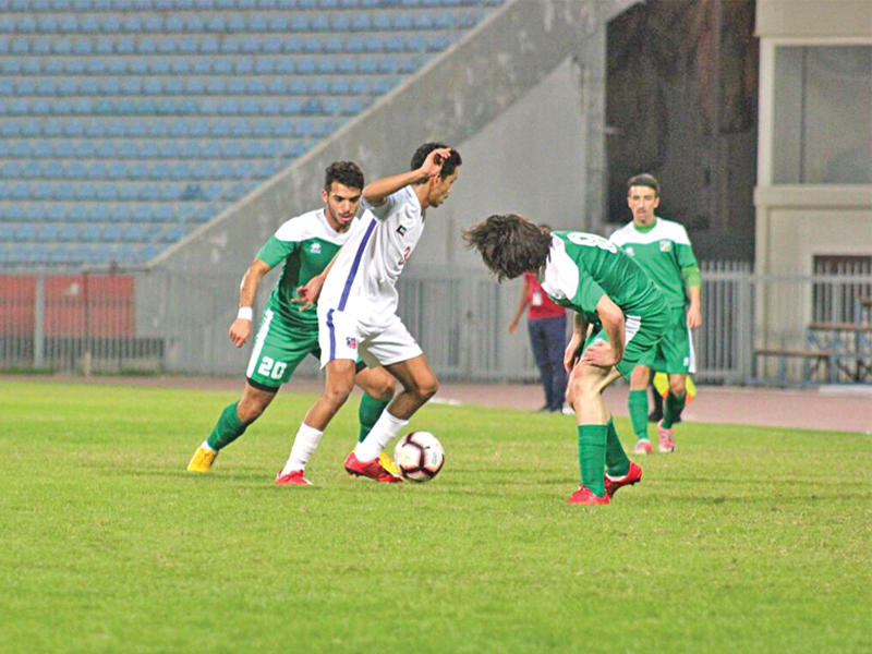 من مباراة الكويت والعربي في دوري الشبابn