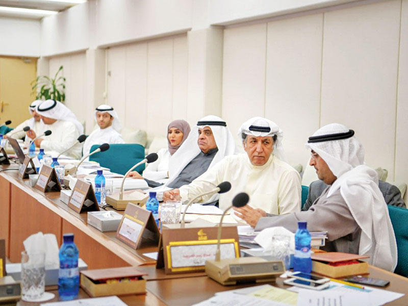 اجتماع اللجنة المالية أمس لمناقشة التقاعد المبكر