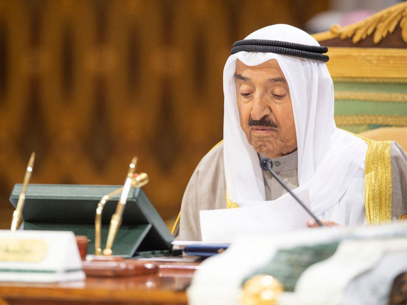 سمو الأمير ملقياً كلمة البلاد خلال الاجتماع 