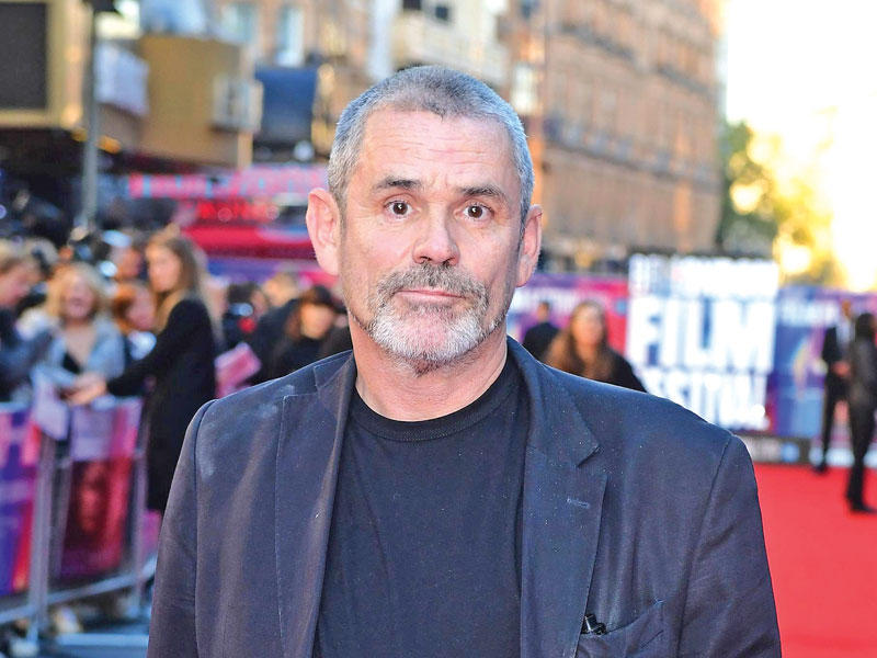 المصور الإنكليزي بول كونروي 