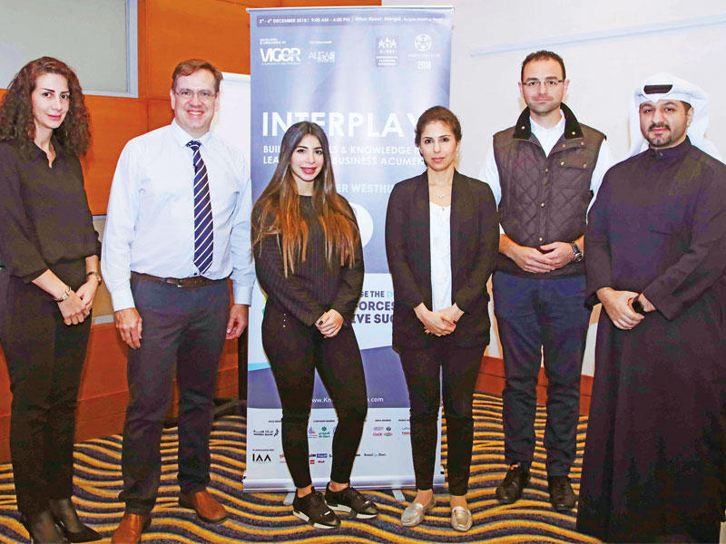 المشاركون في ورشة العمل