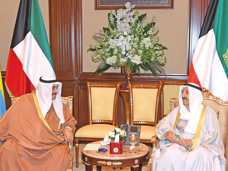 الأمير مستقبلاً ناصر المحمد أمس