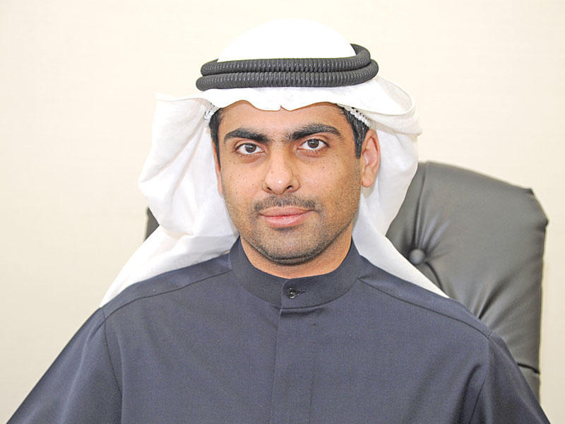 النائب رياض العدساني