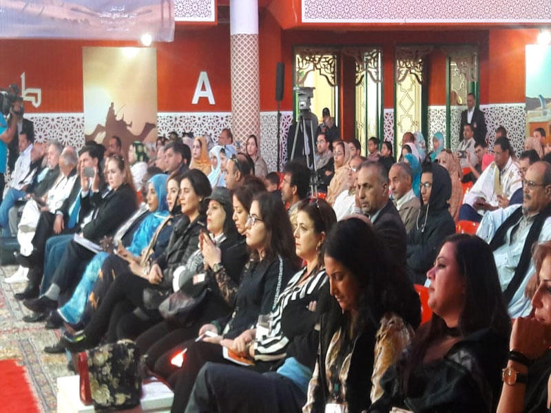 جانب من أجواء مهرجان العيون للشعر العالمي