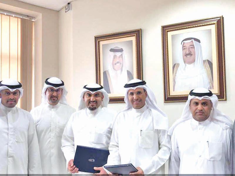 مشاركون في الفعاليات الطلابية