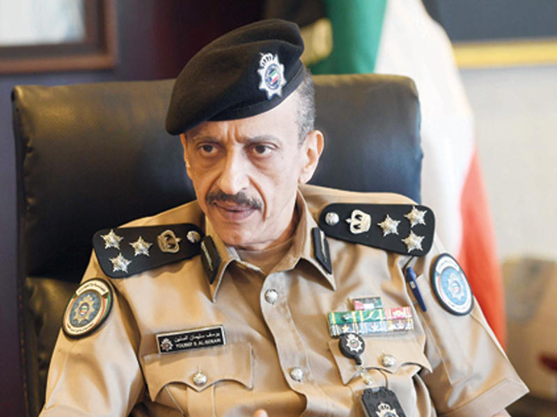 الوكيل المساعد بالإنابة لشؤون الجنسية ووثائق السفر العميد يوسف السنين