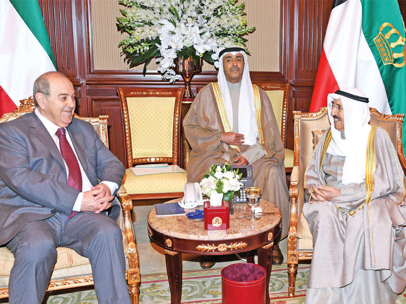 صاحب السمو مستقبلاً إياد علاوي أمس