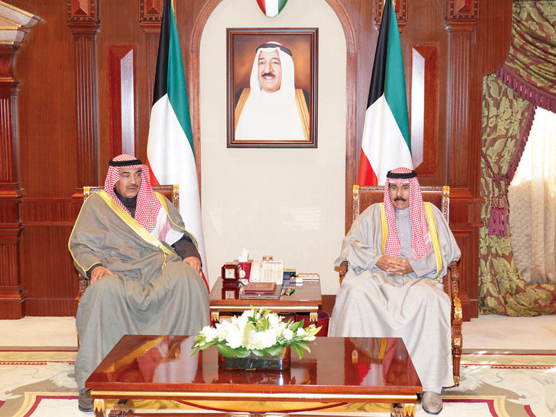 ولي العهد مستقبلاً وزير الخارجية أمس