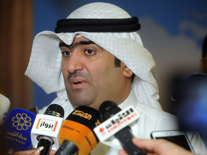 وزير التجارة والصناعة خالد الروضان