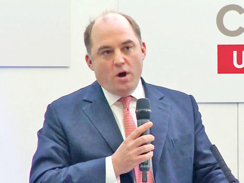 وزير الأمن البريطاني بن والاس