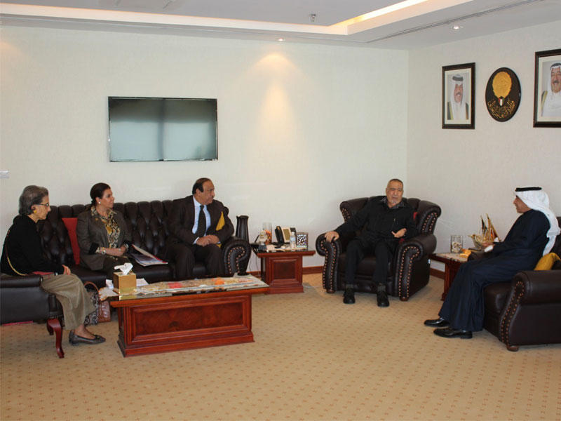 جانب من لقاء «كان» مع وزير التربية