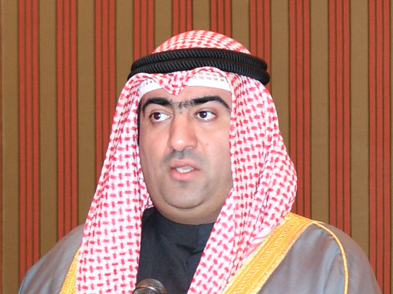 وزير التجارة والصناعة وزير الدولة لشؤون الخدمات، خالد الروضان