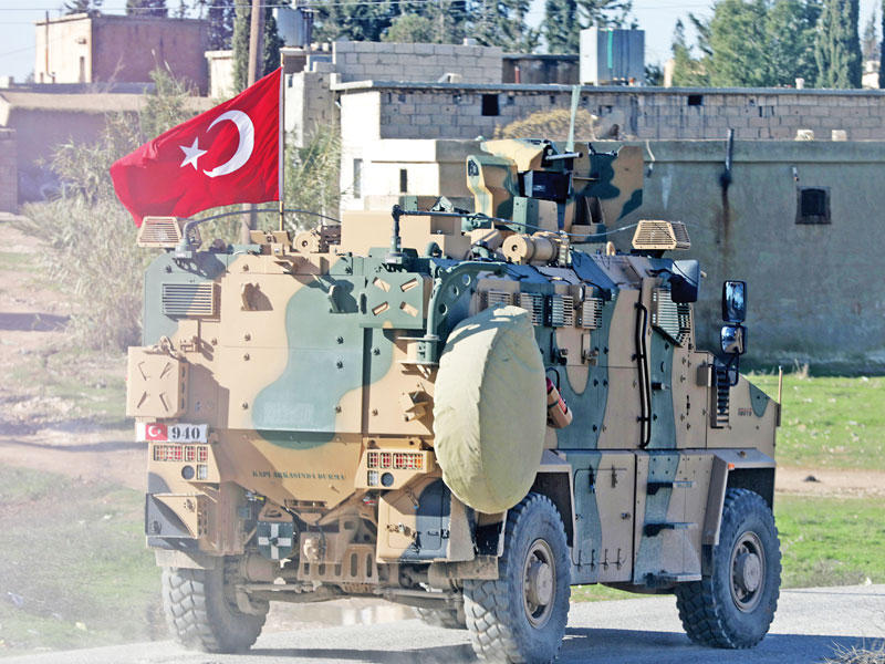 آلية عسكرية تركية في ريف منبج أمس الأول        (رويترز)